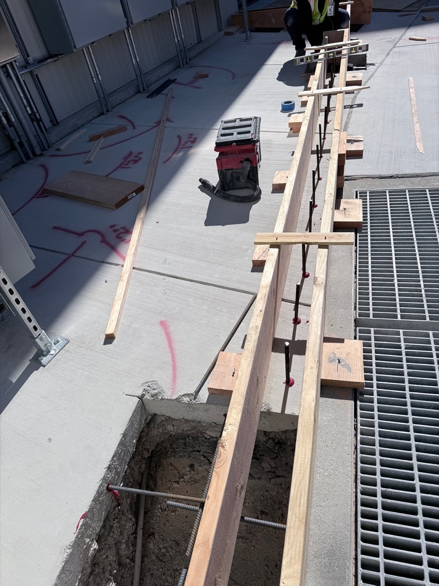 Anchor bolt template and alignment verification